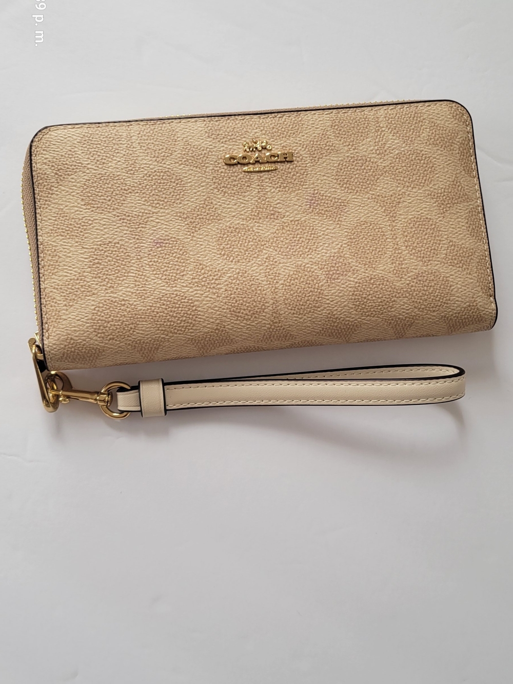 Coach Beige Signature Zip Wallet Wristlet